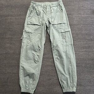 AE Snappy Stretch Baggy Cargo Utility Jogger Size 2